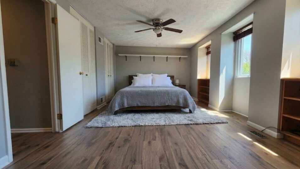 Building Photo - 4313 Hemlock Cir