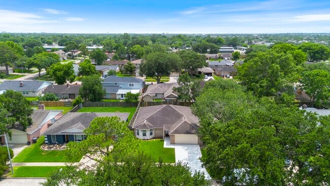 Building Photo - 14315 Branchwater Ln