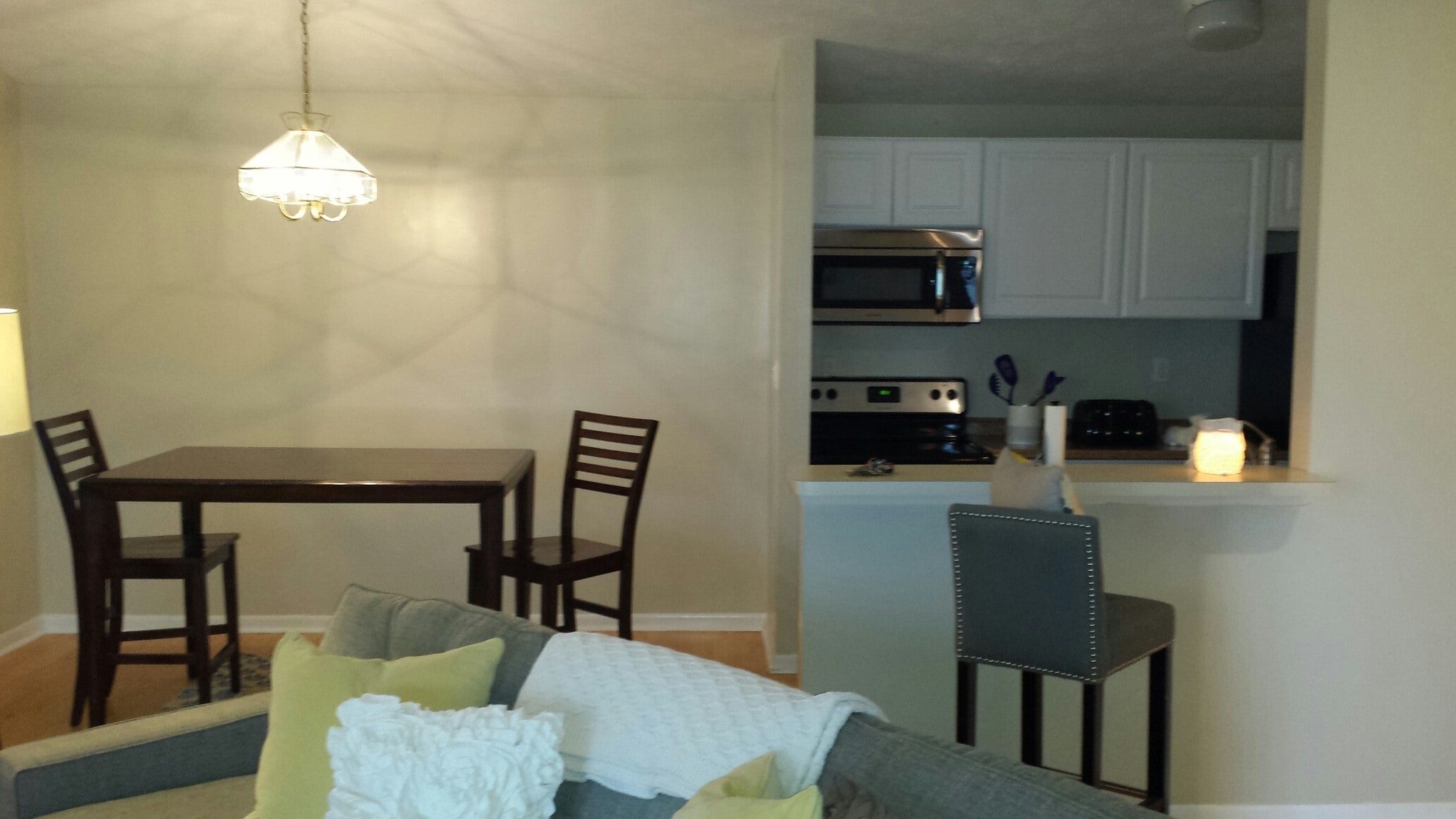 Building Photo - 1411 Lake Pointe Way