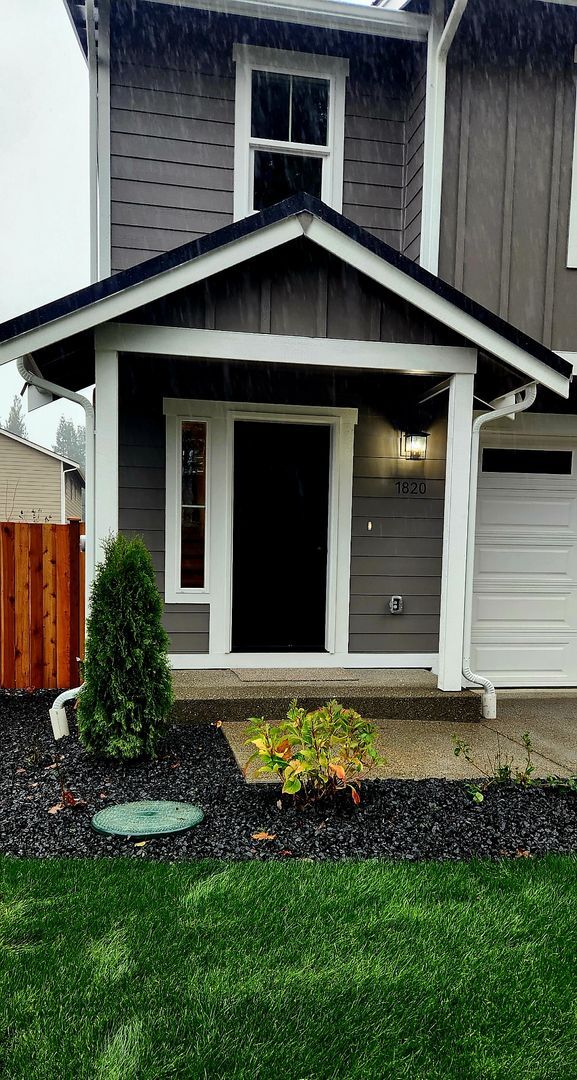 Building Photo - 1820 chipman St SE