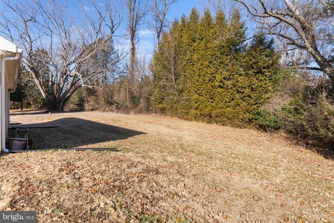 Building Photo - 901 Walker Rd