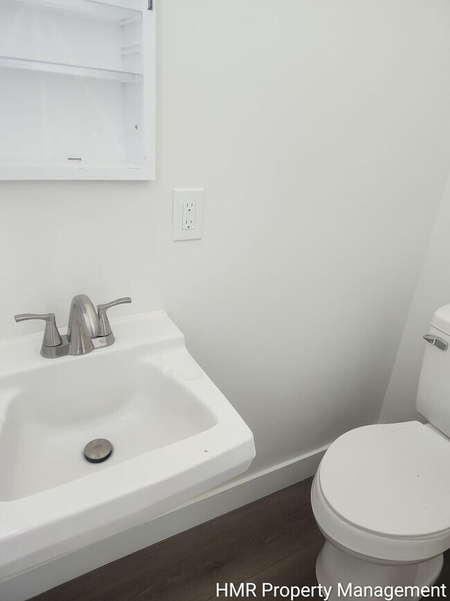 Building Photo - Beautifully Updated Single-Story Home