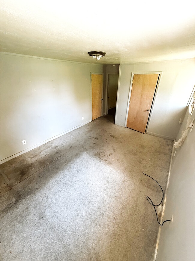Building Photo - 514 MLK Duplex