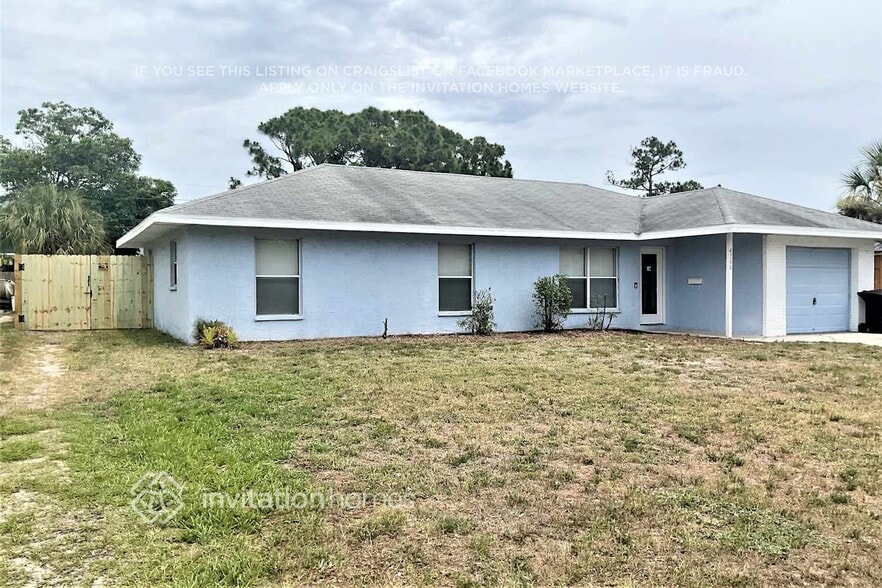 Building Photo - 4700 Cortez Way S