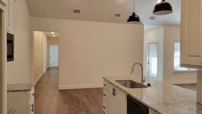 Building Photo - 7124 22nd Pl