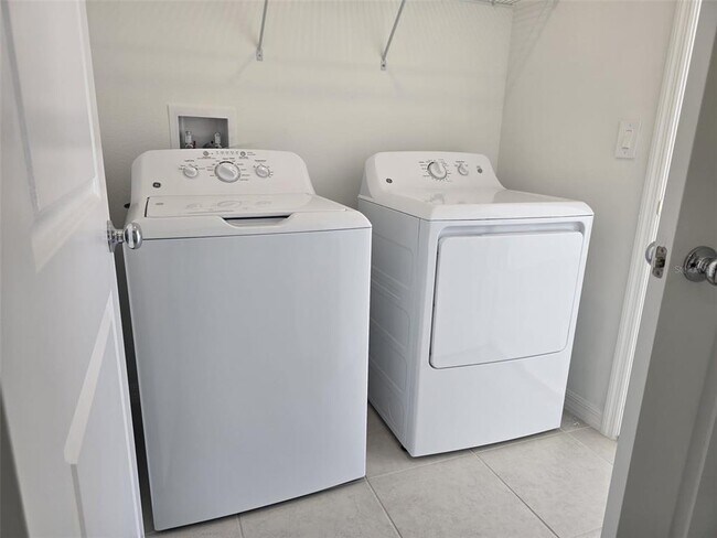 Building Photo - 11490 Brae Wy