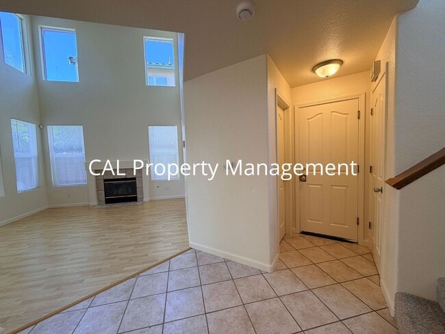 Building Photo - 1159 Cobblestone St