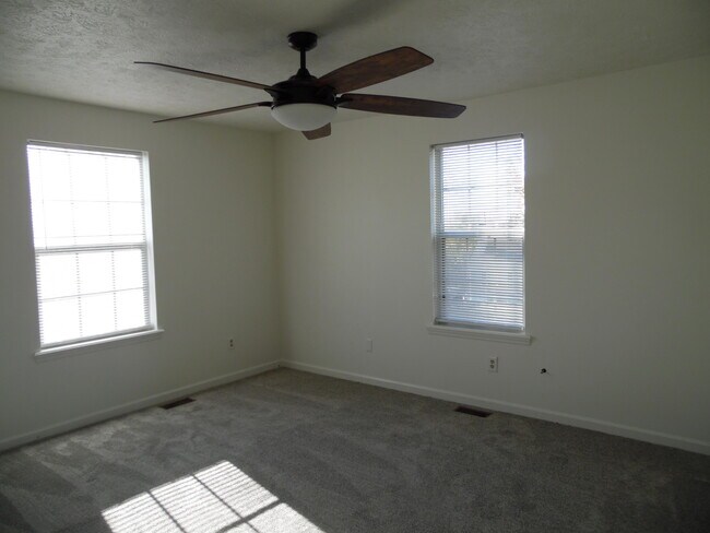 Building Photo - 2800 Kasey Ct