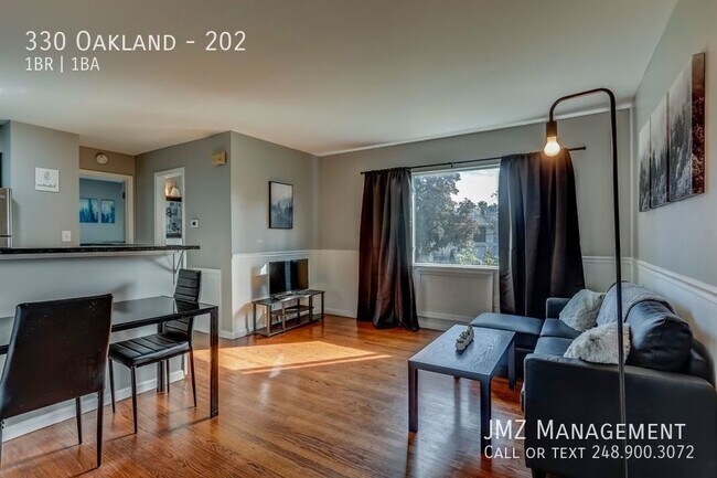 Building Photo - 330 Oakland-202