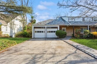 Building Photo - 1 Sutton Pl