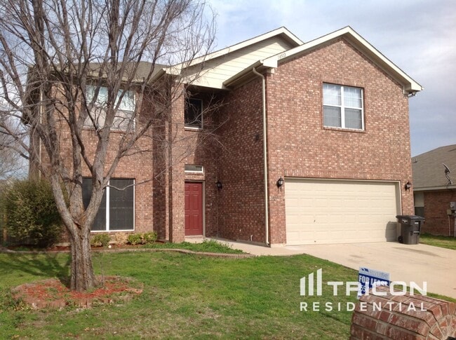 Primary Photo - 10512 Fossil Hill Dr