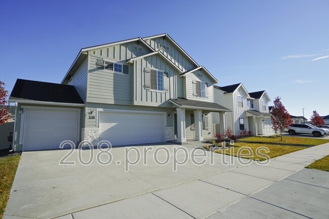 Building Photo - 1218 W Bass River Dr