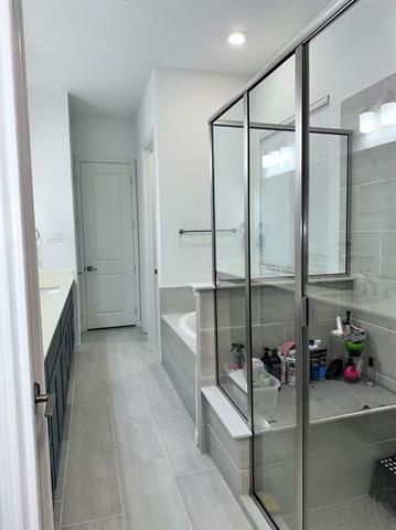 Building Photo - 3305 Sarala Ct