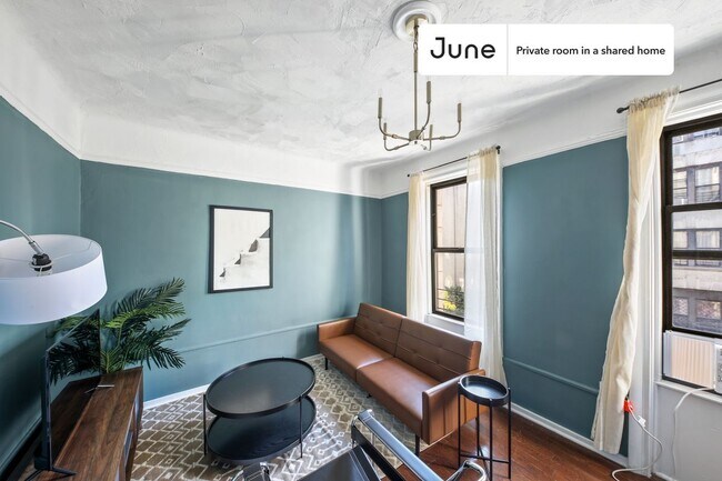 Building Photo - Room in Shared 3 bed/1 bath home