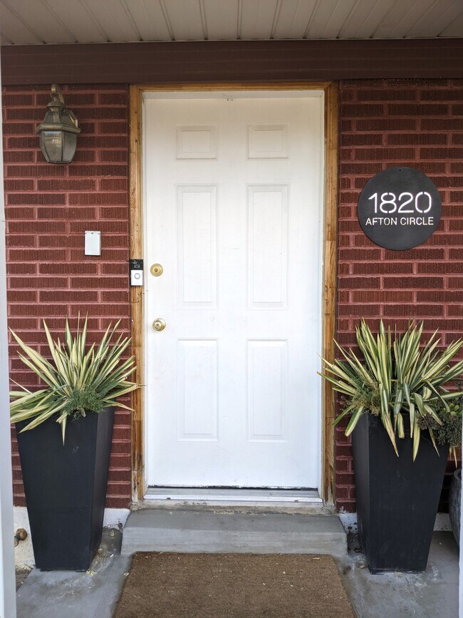 Front Door - 1820 N Afton Cir