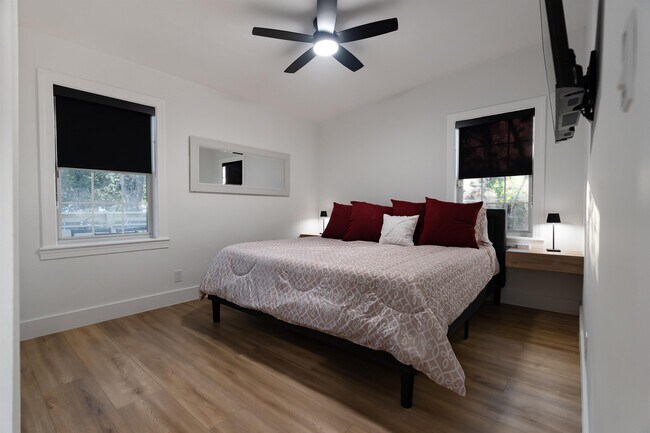 Building Photo - 1821 Jackson Bluff Rd