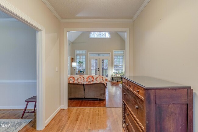 Building Photo - 6240 Hilbert Ridge Dr