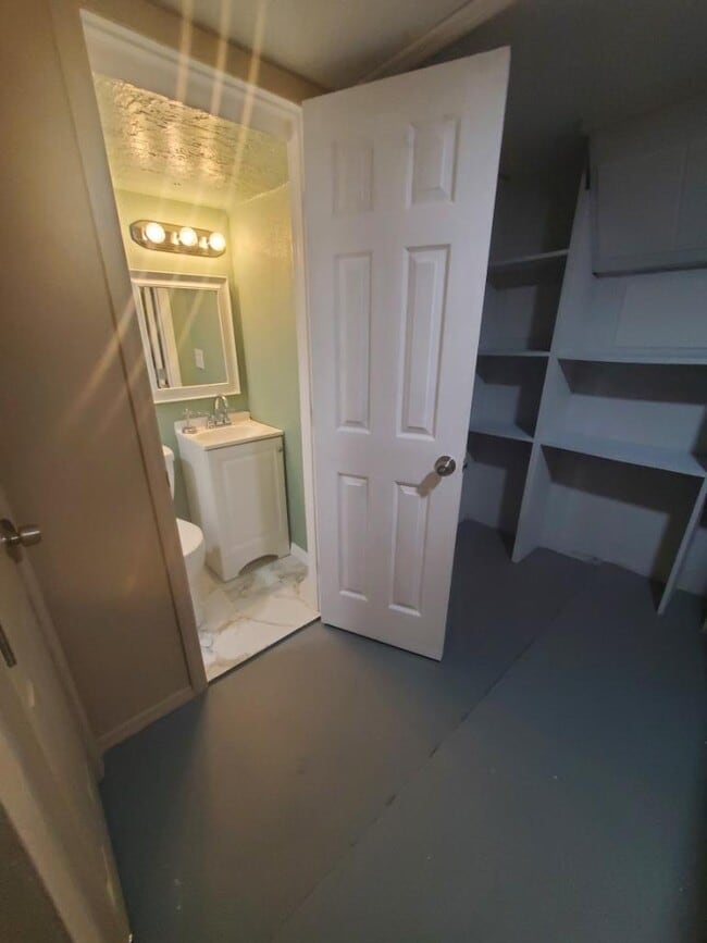 Building Photo - 4620 Aegean Ave