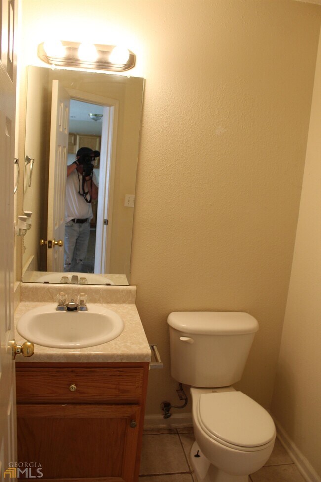 Building Photo - 6008 Creekerton Blvd