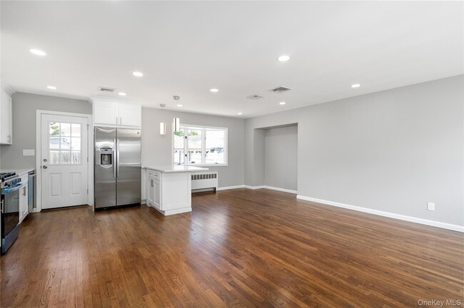 Building Photo - 258 Gilling Rd