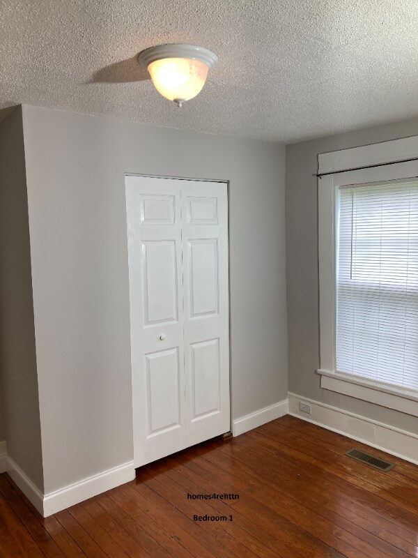 Building Photo - 522 Radford Pl