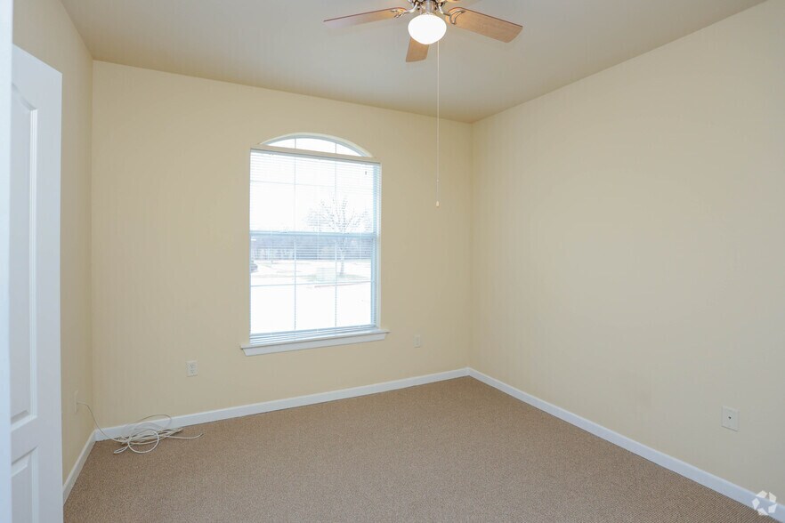 Glade Corners Independent Living 400 Glade Rd Grapevine TX 76051