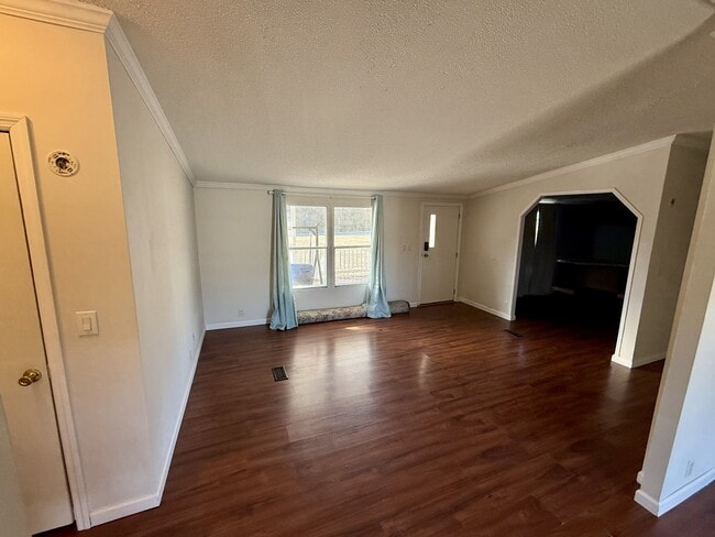 Building Photo - 258 Long Boys Trail