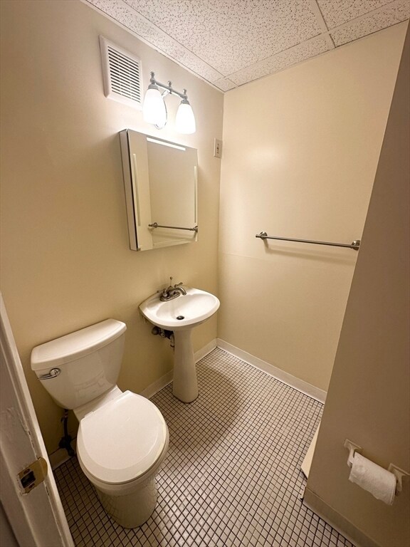 Building Photo - 26 Inman St