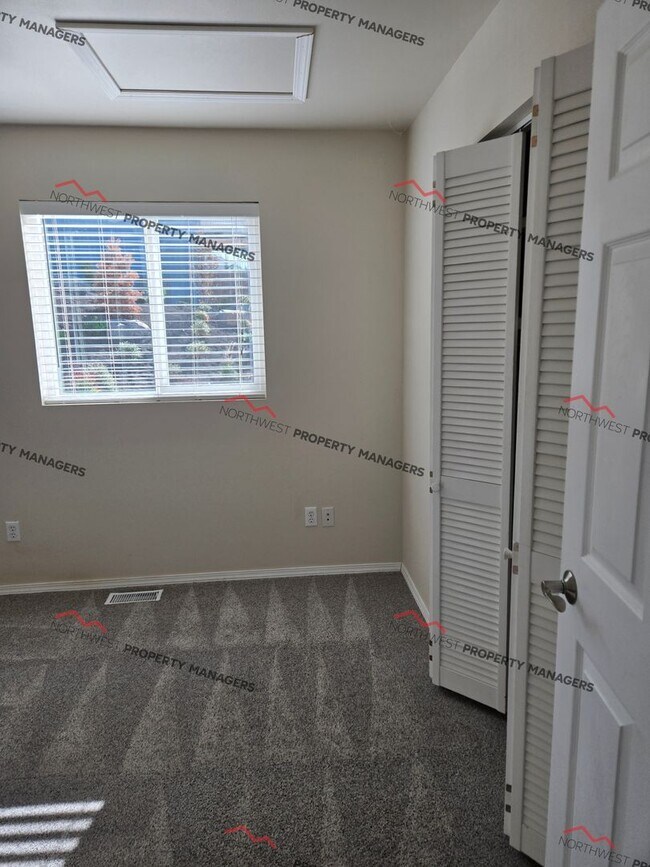 Building Photo - STATUS: *PENDING APPLICATION* R311 | $2195...
