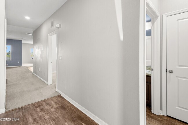 Building Photo - 3017 Blue Shrs Wy