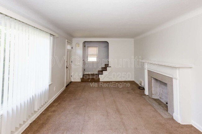 Building Photo - 4871 Oakland Dr