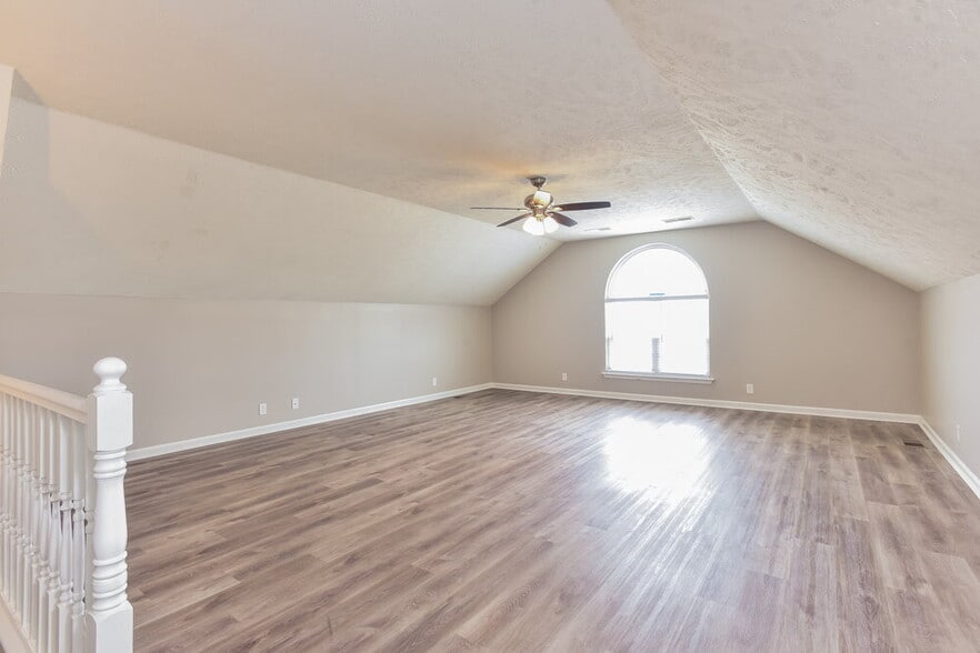 Building Photo - 5304 Sunnyvale Dr