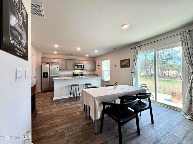 Building Photo - 4017 Calabash Ct