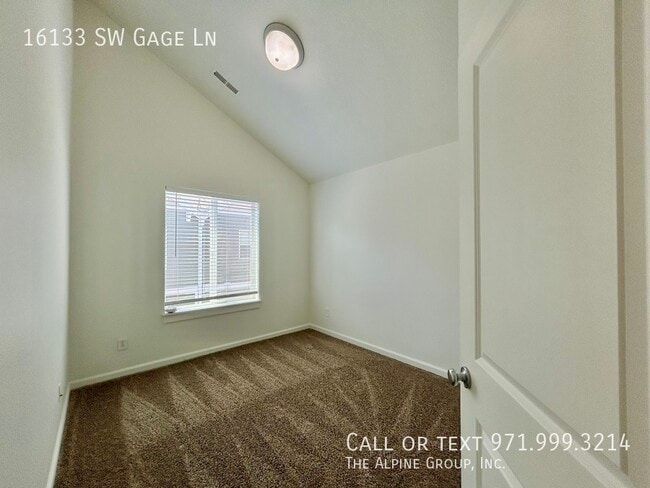 Building Photo - 16133 SW Gage Ln