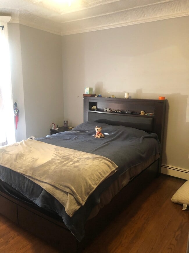 Building Photo - 809 Washington St