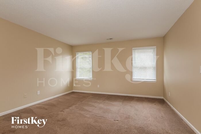Building Photo - 13701 Strathaven Dr