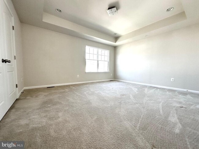 Building Photo - 200 Marina View Ct