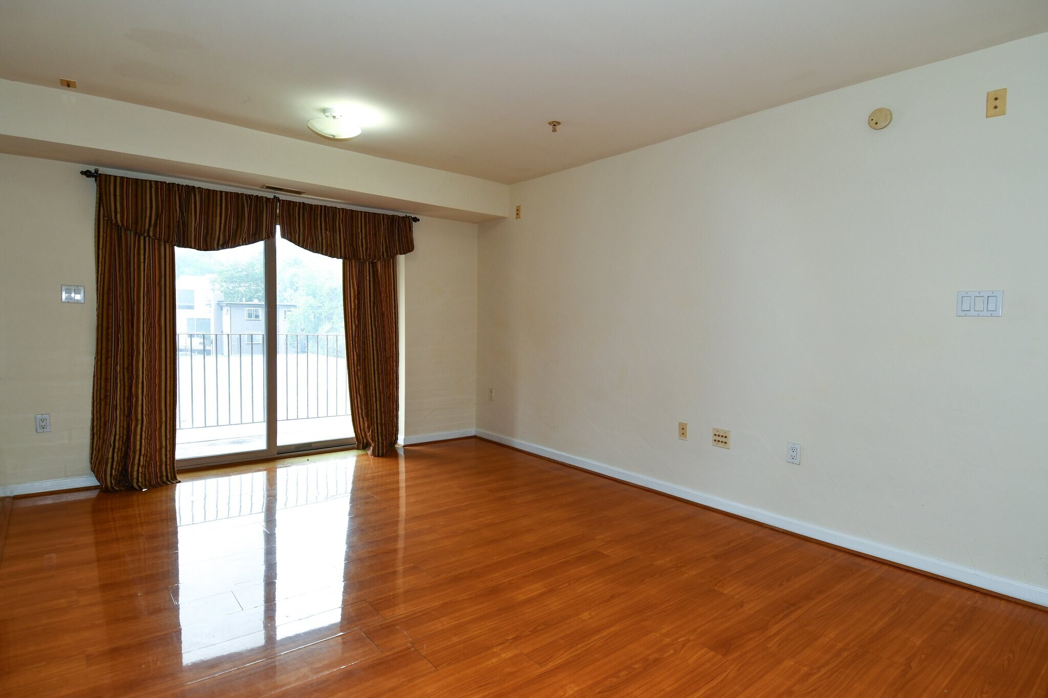 Building Photo - 4116 Ames St NE