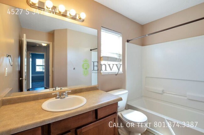 Building Photo - 4527 S 3475 W