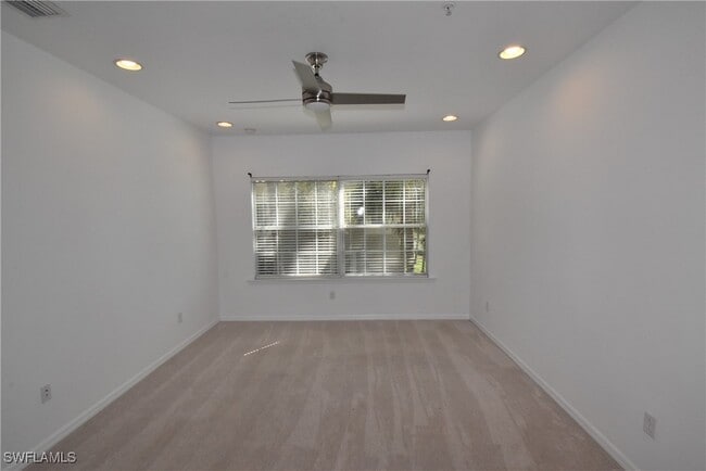 Building Photo - 23420 Alamanda Dr