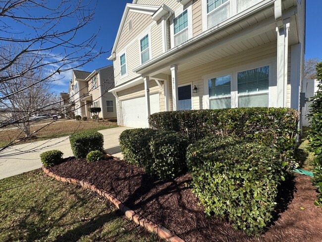 Building Photo - 291 Ranlo Ave