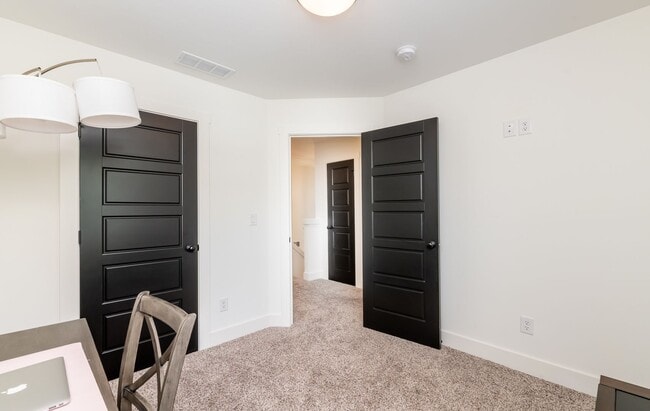 Building Photo - Do Not Miss this Beautiful piece of property.