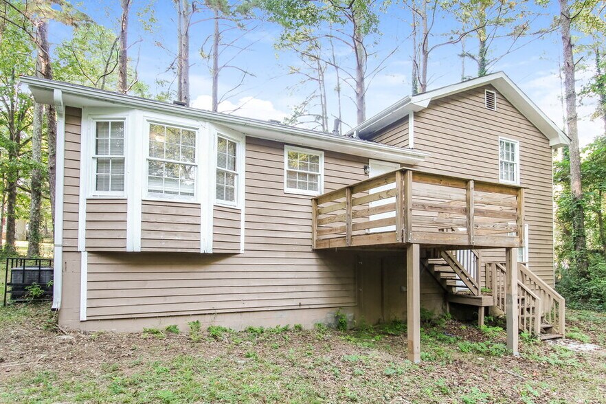 Building Photo - 2918 High Brook Way SE