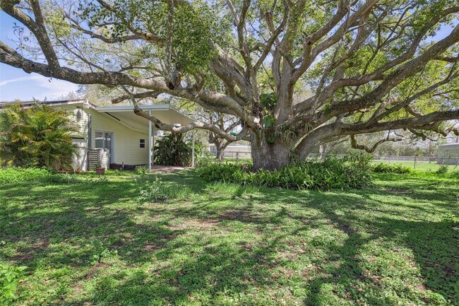 Building Photo - 33546 Chancey Rd