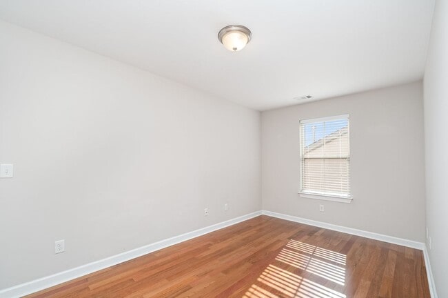 Building Photo - Charming Nolensville Home with Elegant Des...