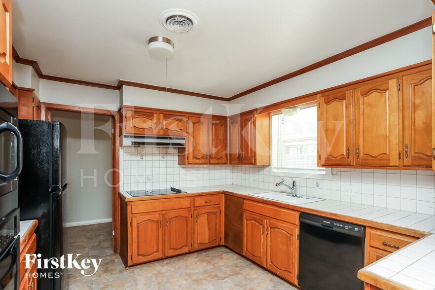 Building Photo - 3424 Chaffin Dr