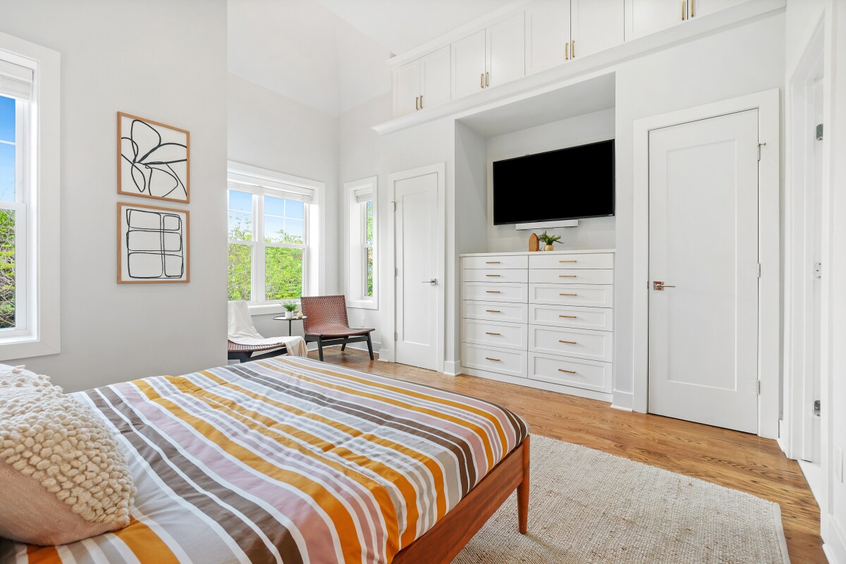 Primary Bedroom - 1241 G St NE