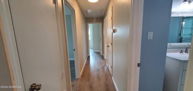 Building Photo - 1620 Union Ave