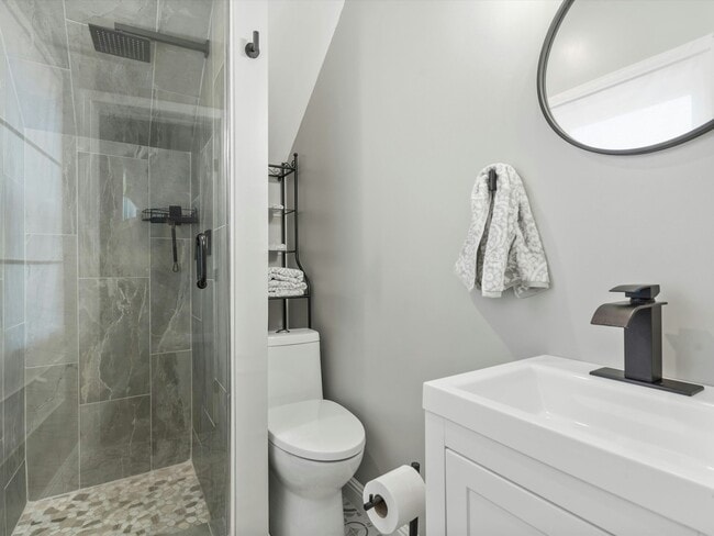 Building Photo - 505 Harrison St