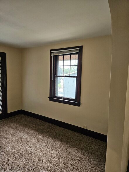 Building Photo - 4115 34th Avenue
